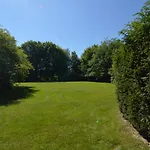 בקתה Comfortable In Ovifat Near Lift *