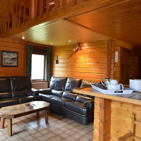 Comfortable In Ovifat Near Lift Waimes