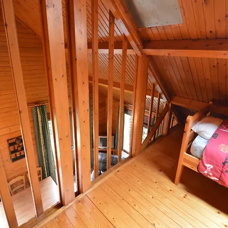 Comfortable In Ovifat Near Lift *