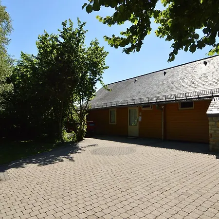 בקתה Comfortable In Ovifat Near Lift *